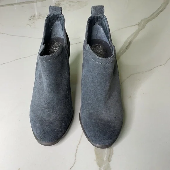 Vince Camuto Francia boot. - Picture 2 of 6